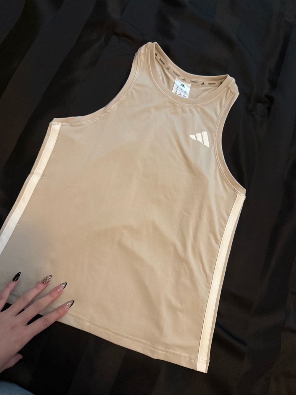 Adidas top
